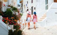 用AI规划你的公路旅行：解锁自由之旅的全新方式(ai画规划分析图教程)